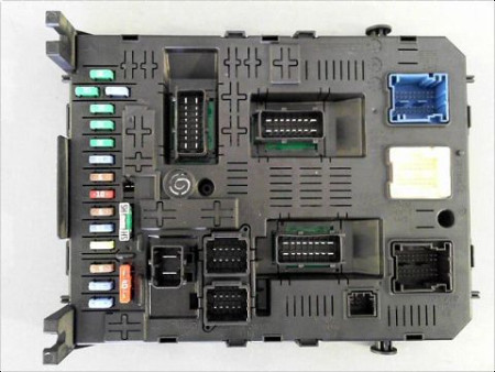 BOITIER GESTION HABITACLE CITROEN GRD C4 PICASSO 06-13