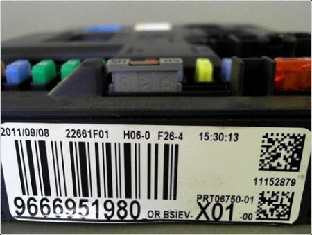 BOITIER GESTION HABITACLE PEUGEOT 207 2011-