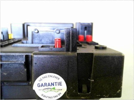 BOITE A FUSIBLES PEUGEOT 206 98-09