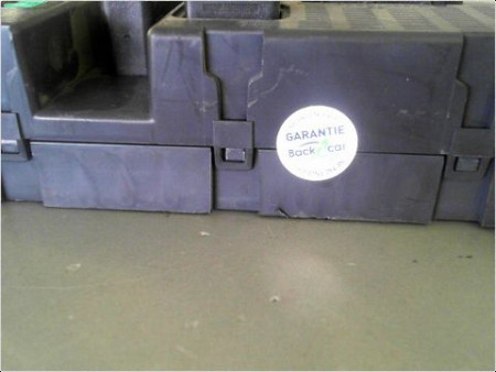 BOITIER GESTION HABITACLE PEUGEOT 308 SW 08-11