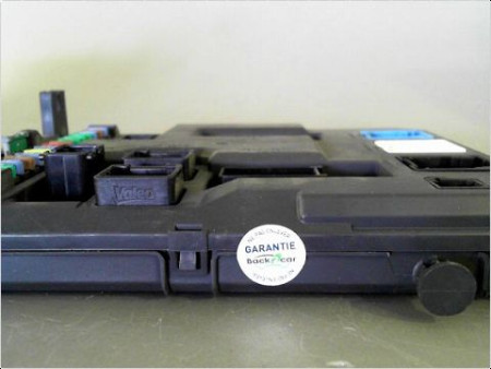 BOITIER GESTION HABITACLE PEUGEOT 207 2011-
