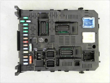 BOITIER GESTION HABITACLE PEUGEOT 308 CC 08-11