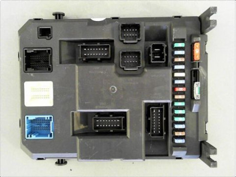BOITIER GESTION HABITACLE PEUGEOT 207 2009-