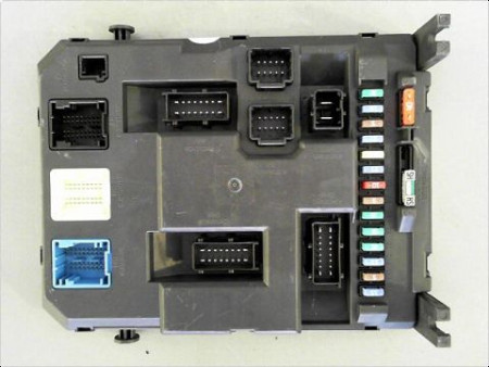 BOITIER GESTION HABITACLE PEUGEOT 207 2009-