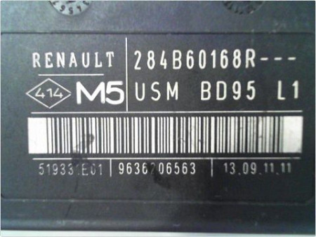 BOITE A FUSIBLES RENAULT MEGANE III 2008-2012