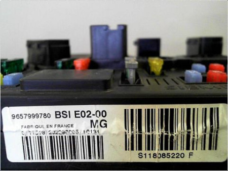 BOITIER GESTION HABITACLE PEUGEOT 206+ 09-13