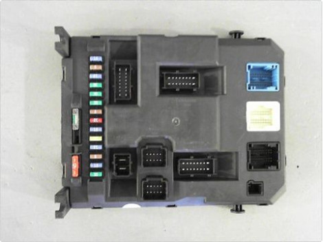 BOITIER GESTION HABITACLE CITROEN C3 PICASSO 09-12