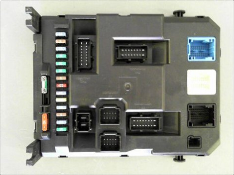 BOITIER GESTION HABITACLE CITROEN C3 II 09-13