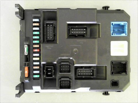 BOITIER GESTION HABITACLE CITROEN C3 II 09-13
