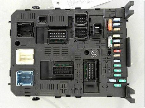 BOITIER GESTION HABITACLE PEUGEOT 307 BREAK 02-05