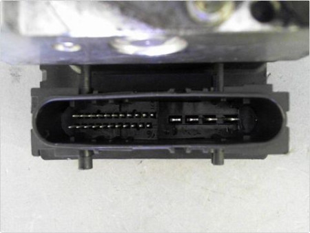 UNITE HYDRAULIQUE ABS RENAULT CLIO III PH.1 05-09