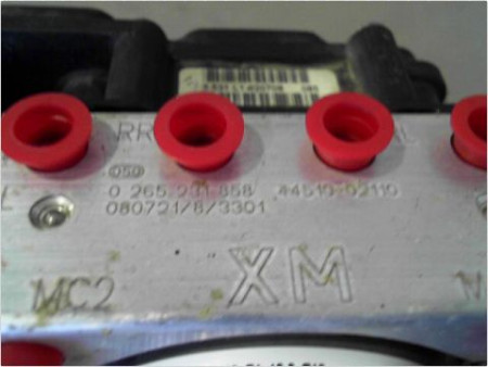 UNITE HYDRAULIQUE ABS TOYOTA AURIS 2007-2010
