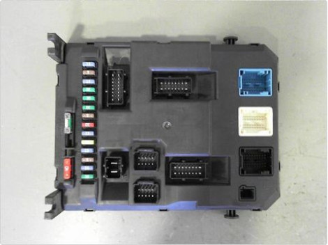 BOITIER GESTION HABITACLE PEUGEOT 207 SW 2007-2013