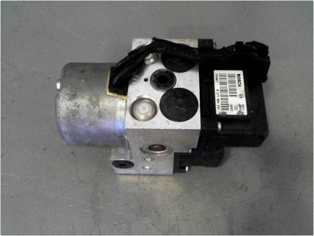 UNITE HYDRAULIQUE ABS TOYOTA YARIS 2003-2005