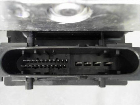 UNITE HYDRAULIQUE ABS RENAULT CLIO II PH.2 01-06