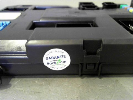 BOITIER GESTION HABITACLE PEUGEOT 207 5P