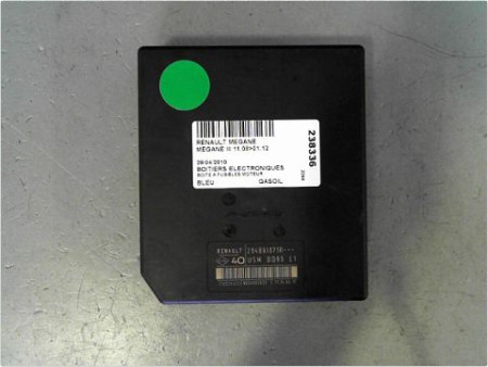 BOITE A FUSIBLES RENAULT MEGANE III 08-12