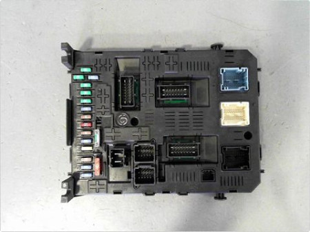 BOITIER GESTION HABITACLE PEUGEOT 308 2007-2011