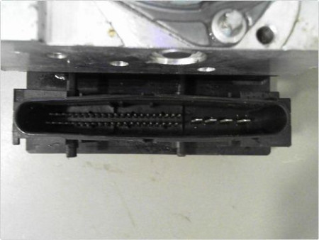 UNITE HYDRAULIQUE ABS RENAULT SCENIC II PH1 2003-2006