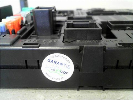 BOITIER GESTION HABITACLE PEUGEOT 308 2007-2011