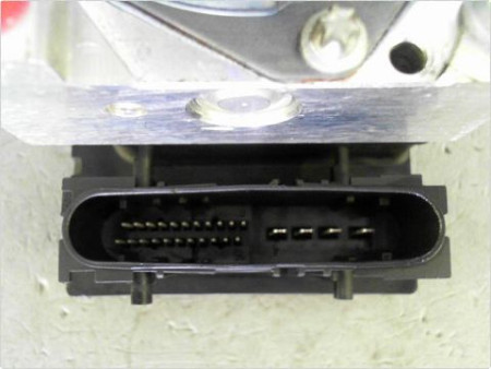 UNITE HYDRAULIQUE ABS RENAULT CLIO III PH.1 05-09