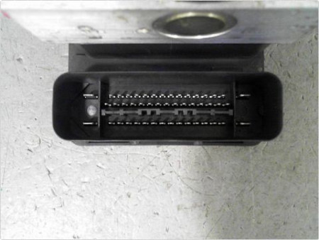 UNITE HYDRAULIQUE ABS VOLKSWAGEN POLO IV 02-05