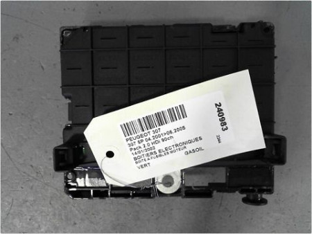 BOITE A FUSIBLES PEUGEOT 307 2001-2005