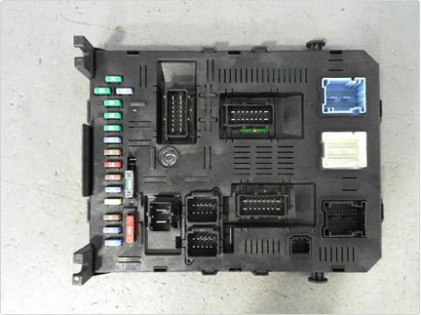 BOITIER GESTION HABITACLE PEUGEOT 307 2005-2007