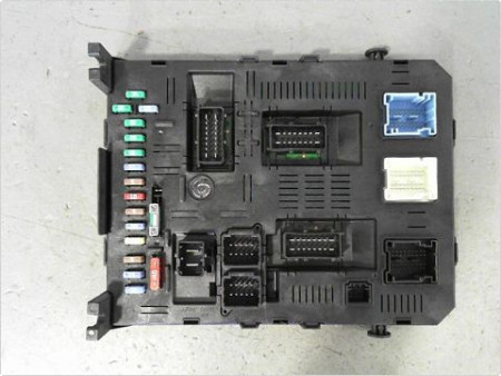 BOITIER GESTION HABITACLE PEUGEOT 307 2005-2007