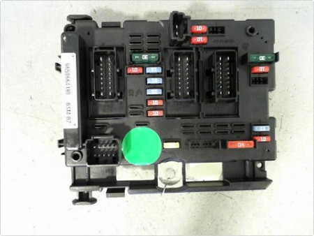 BOITE A FUSIBLES PEUGEOT 307 2001-2005