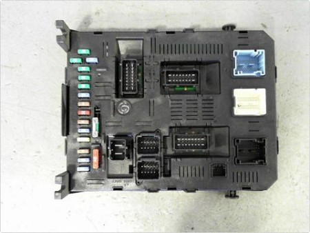 BOITIER GESTION HABITACLE PEUGEOT 307 BREAK 05-08