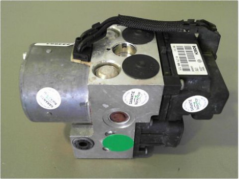 UNITE HYDRAULIQUE ABS TOYOTA COROLLA 2004-