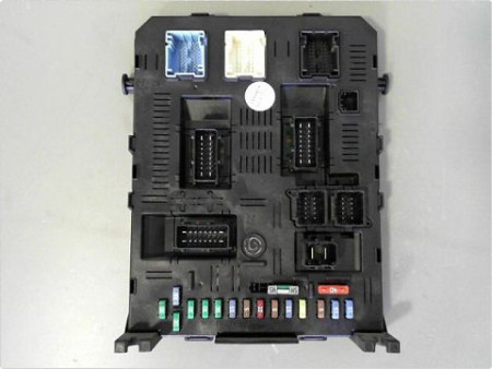 BOITIER GESTION HABITACLE PEUGEOT 307 2001-2005
