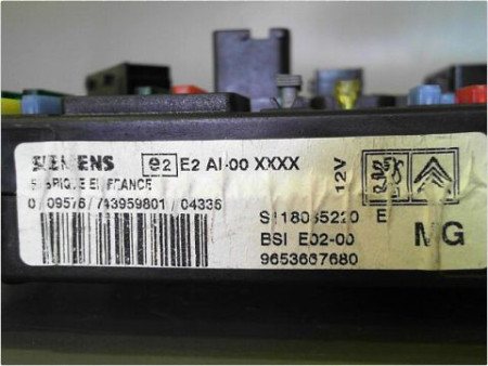 BOITIER GESTION HABITACLE PEUGEOT 206 98-09