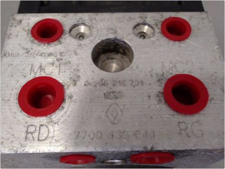 UNITE HYDRAULIQUE ABS RENAULT MEGANE I PH2 99-02