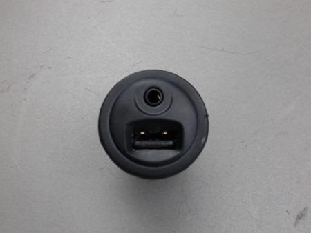 PORT USB/AUX PEUGEOT 208