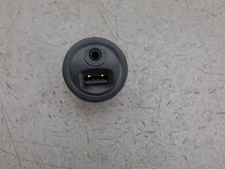 PORT USB/AUX PEUGEOT 208