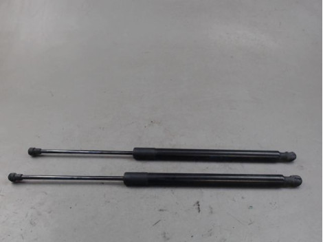 JEU VERINS HAYON VOLKSWAGEN GOLF