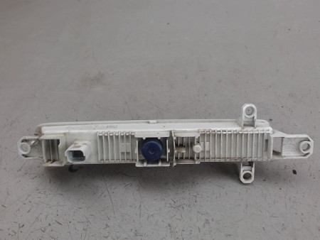 FEUX POSITION DROIT PEUGEOT 108