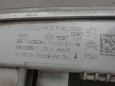 FEUX POSITION DROIT PEUGEOT 108