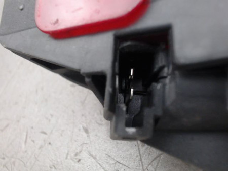 FEUX STOP SUPPLEMENTAIRE DACIA LOGAN