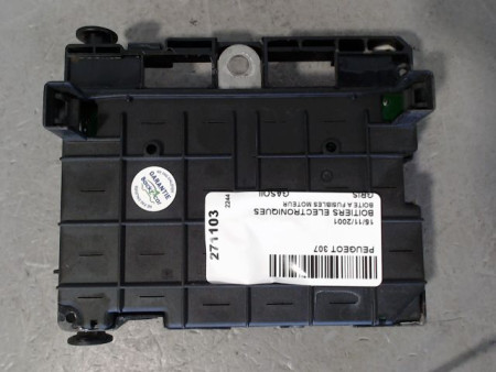 BOITE A FUSIBLES PEUGEOT 307