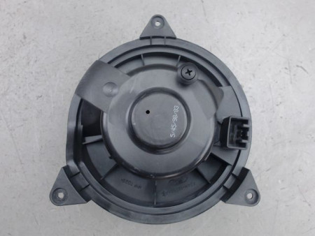 MOTEUR VENTILATEUR CHAUFFAGE FORD FOCUS