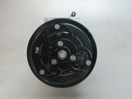 COMPRESSEUR AIR CONDITIONNE RENAULT CLIO