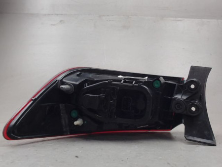 FEU ARRIERE GAUCHE  RENAULT CLIO
