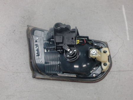 FEU ARRIERE INTERIEUR GAUCHE B.M.W. SERIE 3