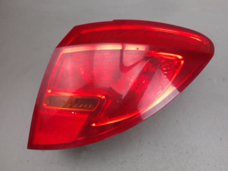 FEU ARRIERE DROIT OPEL MERIVA