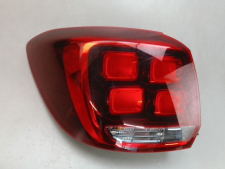 FEU ARRIERE GAUCHE  DACIA SANDERO
