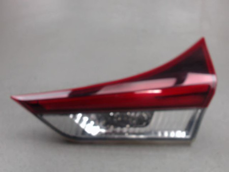 FEU ARRIERE INTERIEUR DROIT TOYOTA AURIS