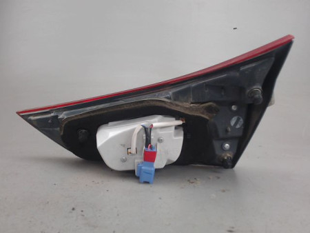 FEU ARRIERE INTERIEUR GAUCHE TOYOTA AURIS